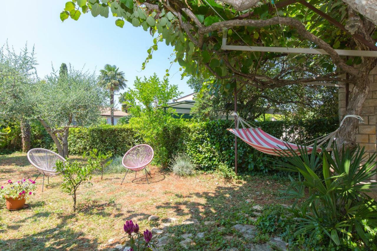 Casa Flora 3-Minutes' Walk From The Beach Novigrad  ภายนอก รูปภาพ